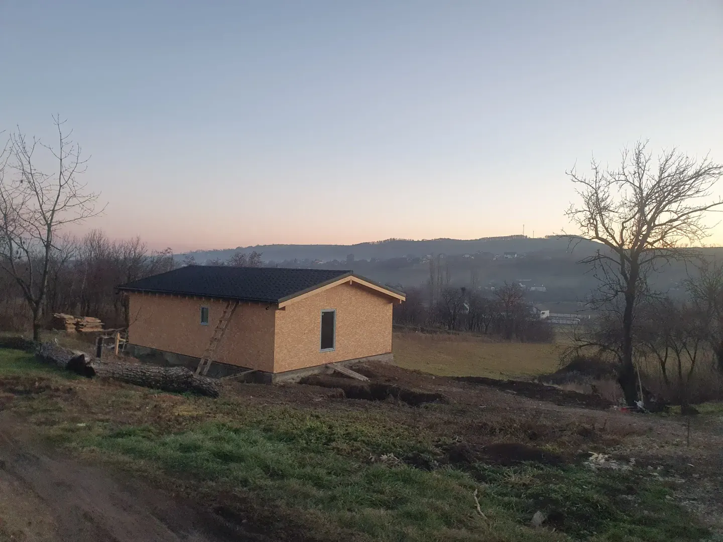 Casa Florin, casa finalizată în peisajul de deal