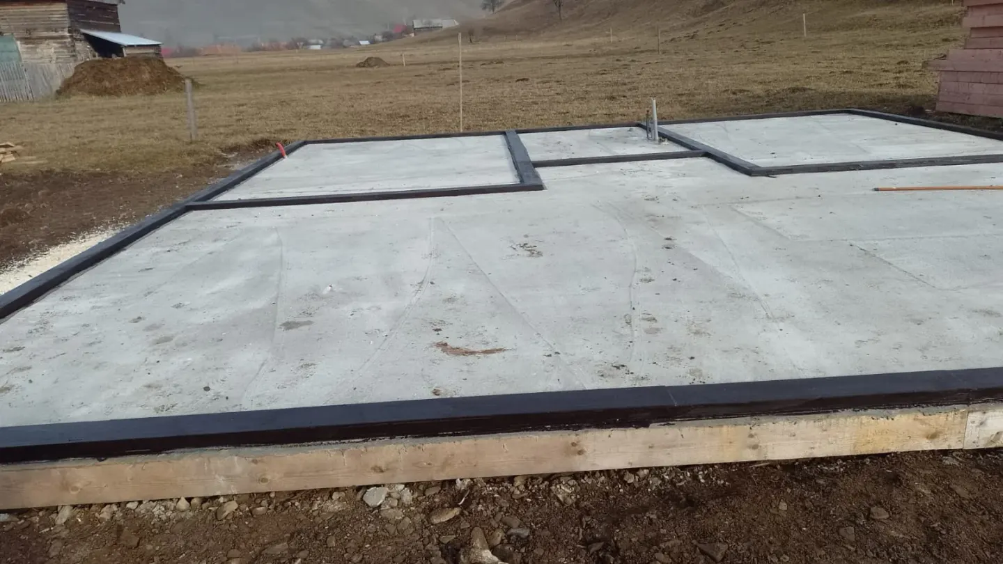 Casa Nicolae, fundația continuă pregătită pentru structură