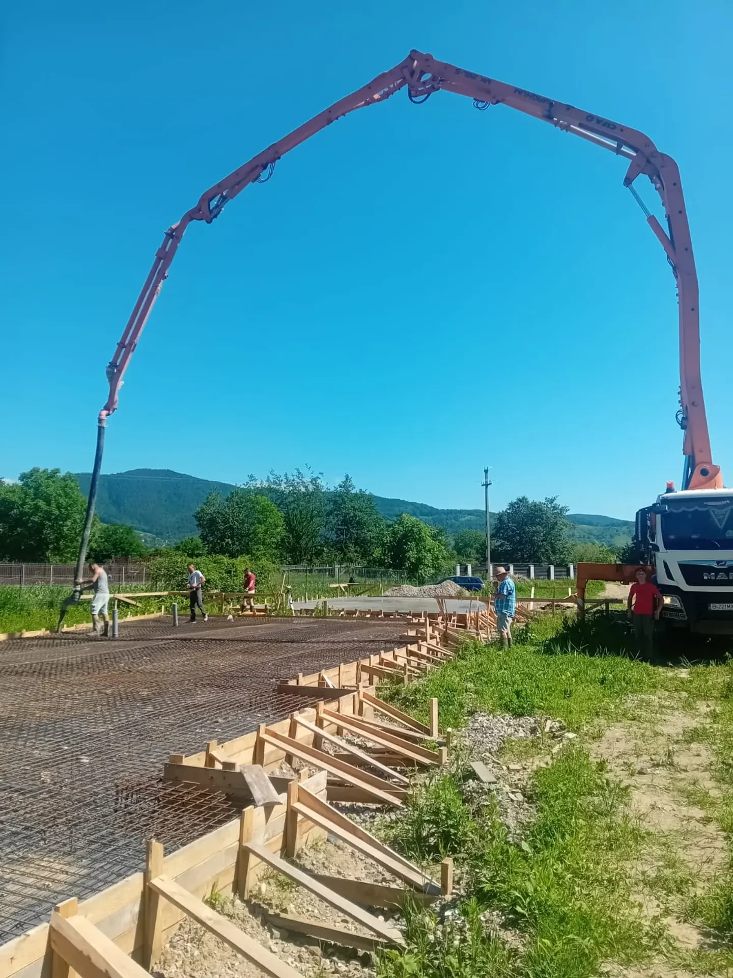 Case Cristina, pregătirea terenului pentru cele două case